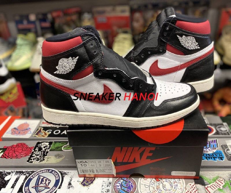 Nike Air Jordan 1 Retro High OG Gym Red