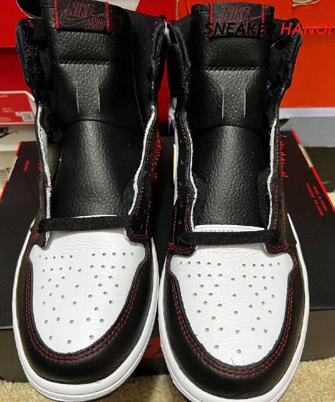 Nike Air Jordan 1 Retro High Defiant White Black Gym Red