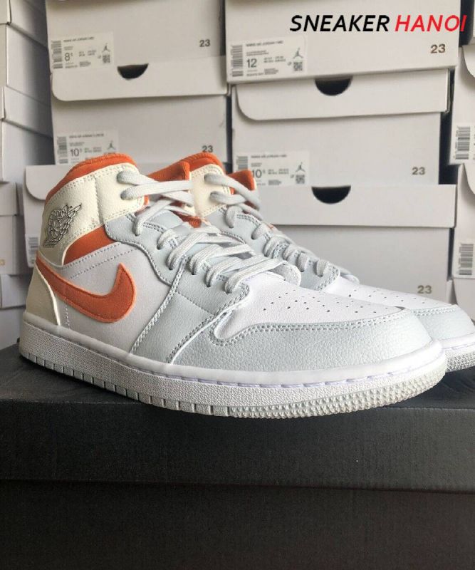 Nike Air Jordan 1 Mid Starfish Pure Platinum