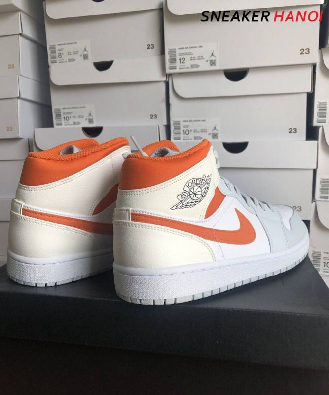 Nike Air Jordan 1 Mid Starfish Pure Platinum