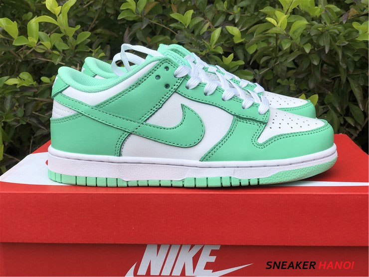 Wmns Dunk Low Green Glow