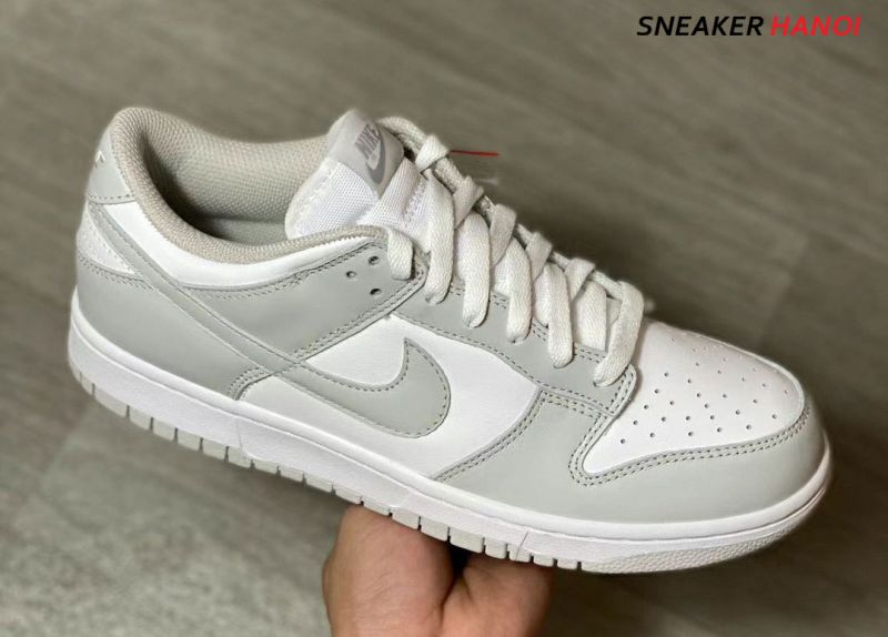 Wmns Dunk Low Photon Dust