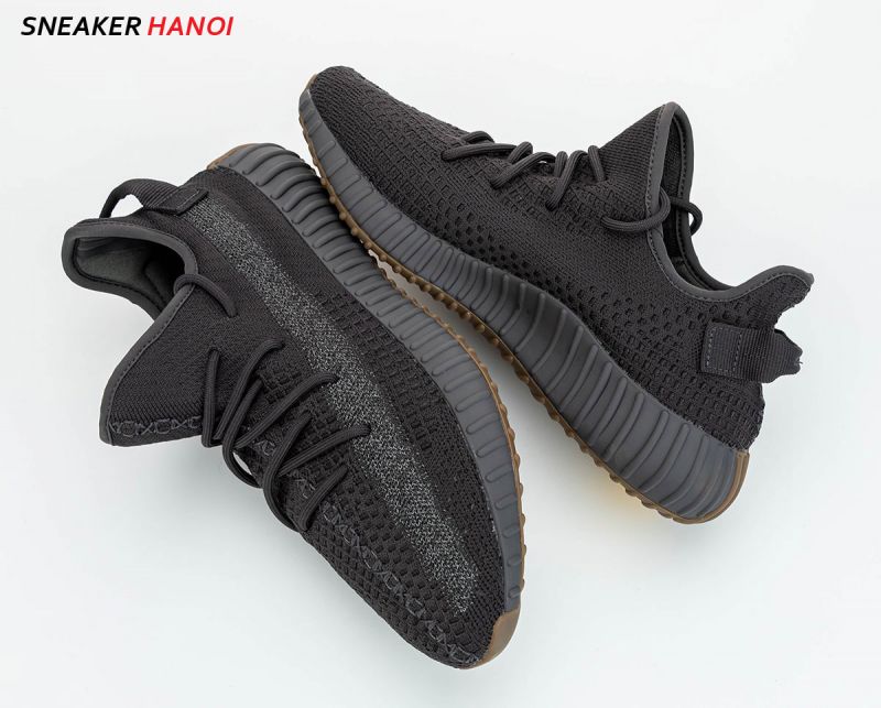 Yeezy 350 V2 Cinder