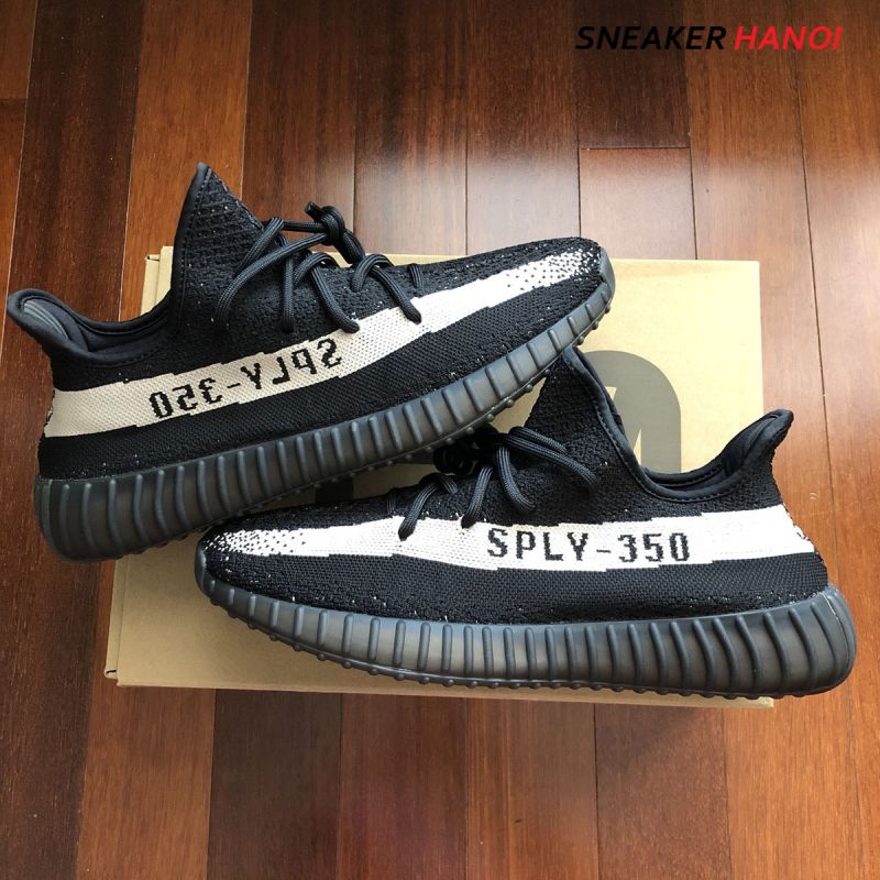 Yeezy 350 V2 Oreo