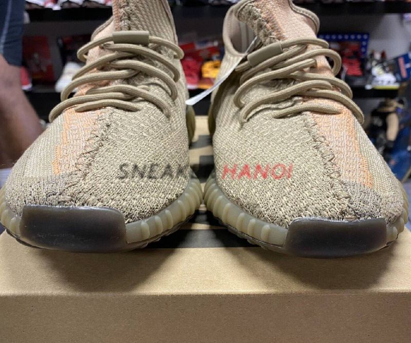 YEEZY Boost 350 V2 Sand Taupe