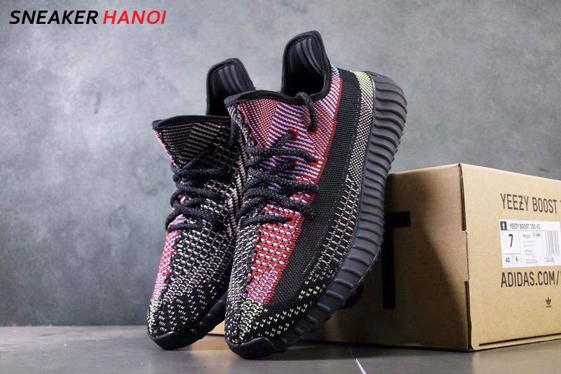 Yeezy 350 V2 Yecheil